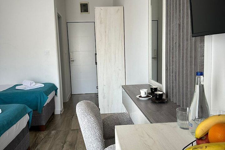 Room 11 of 51