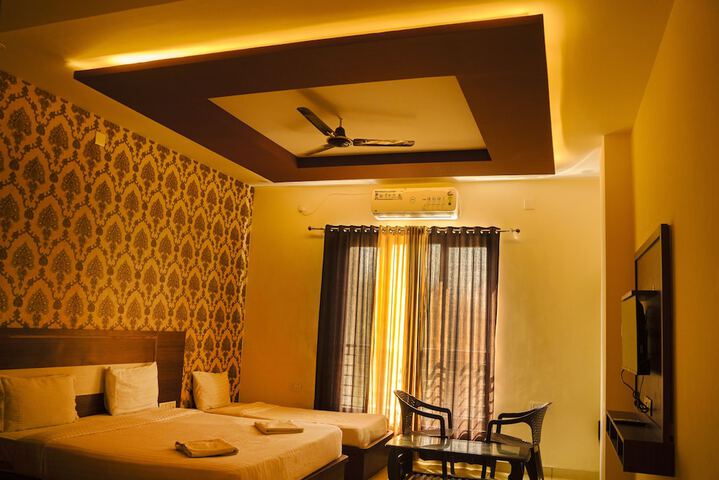 Room 6 of 24