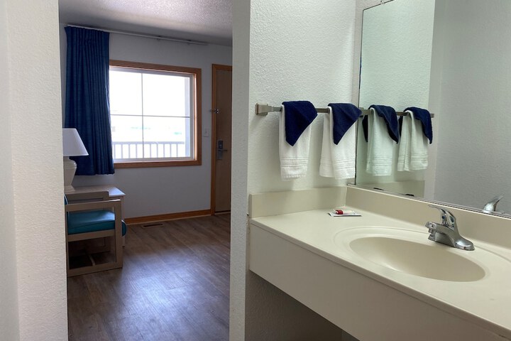 Room 22 of 44