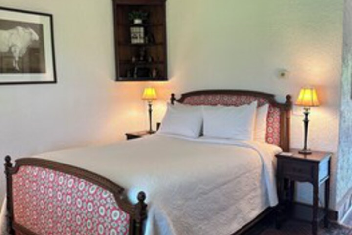 Room 61 of 285