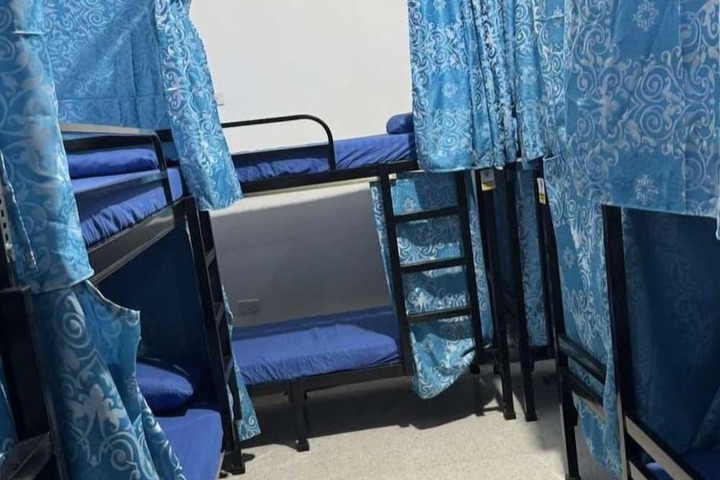 Room 8 of 27