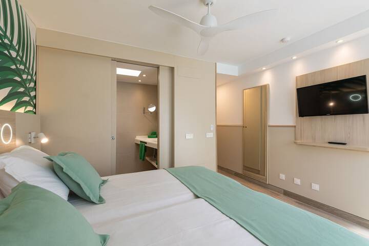 Room 5 of 55