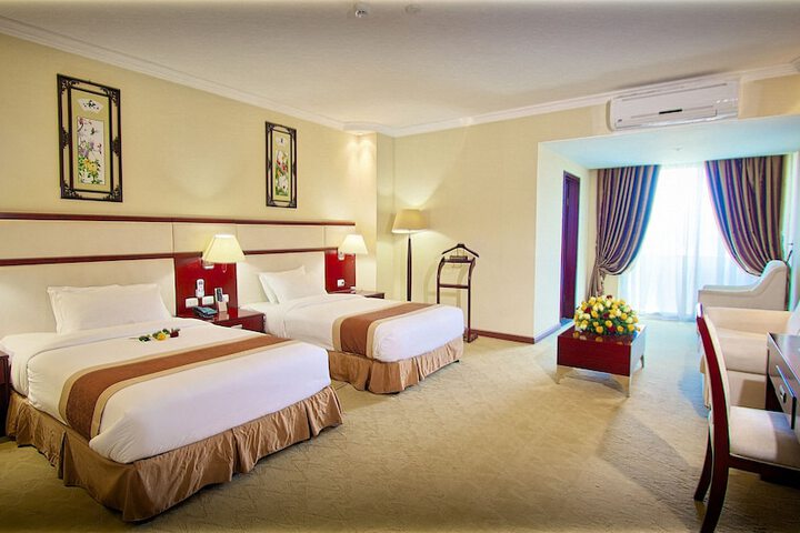 Room 4 of 56
