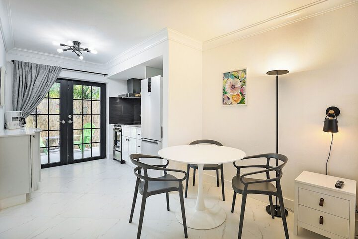 Room 33 of 55