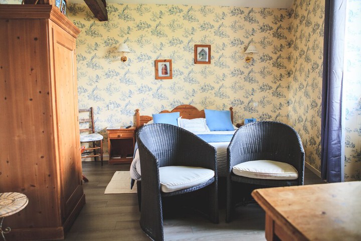 Room 9 of 54