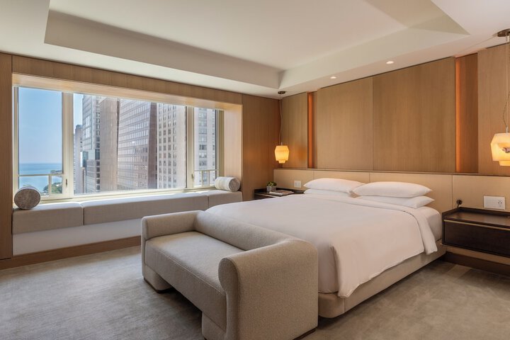 Room 45 of 114