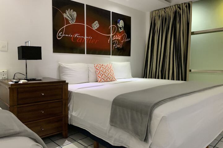 Room 12 of 60
