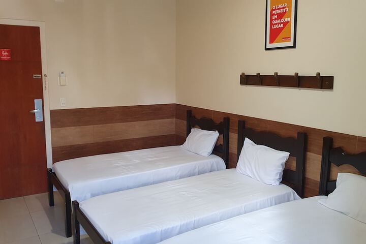 Room 33 of 67