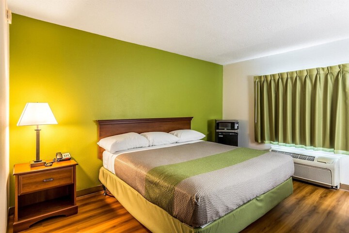 Room 22 of 42