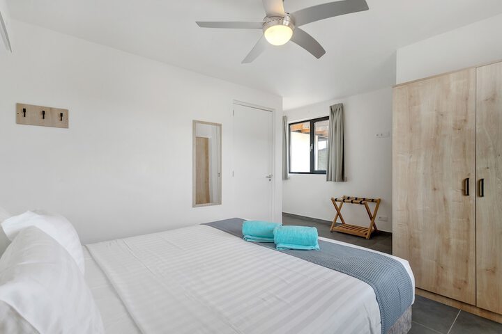 Room 7 of 114