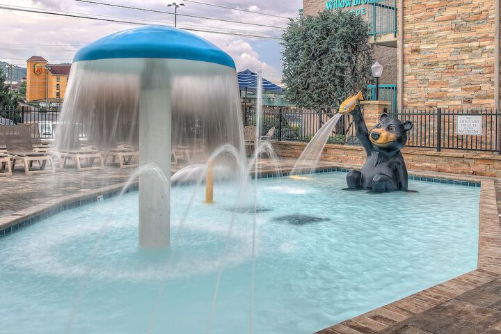 Pool 25 of 47