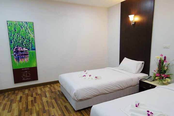 Room 14 of 38