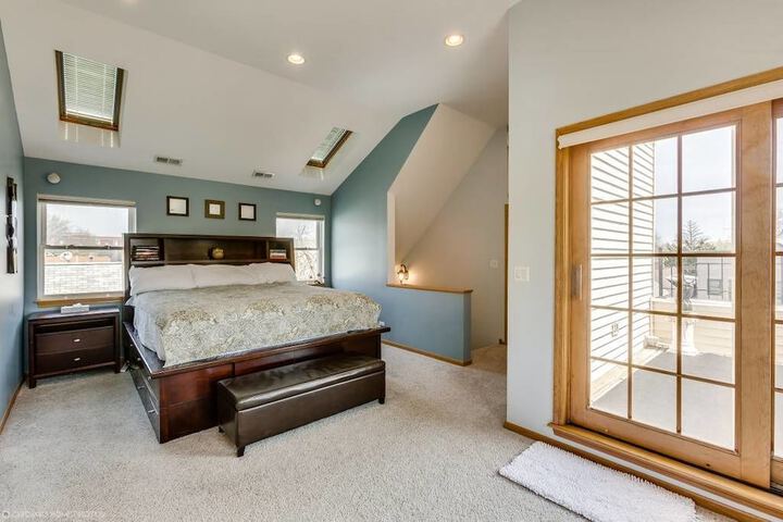 Room 8 of 23