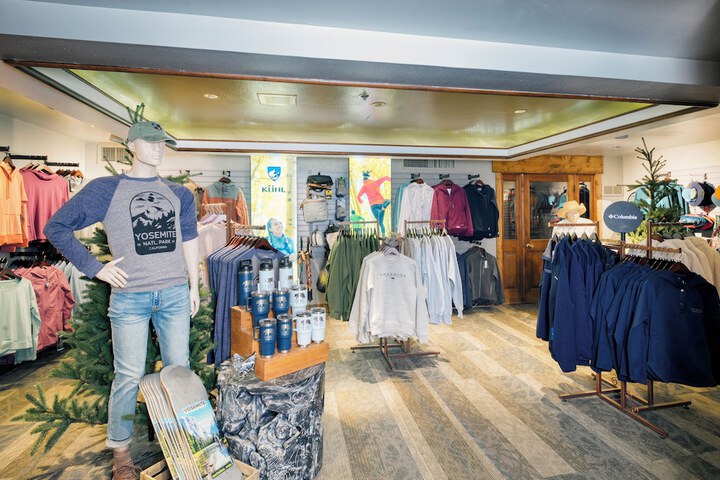 Gift Shop 121 of 185