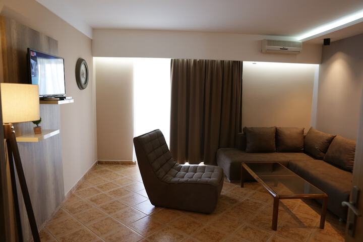 Room 80 of 132