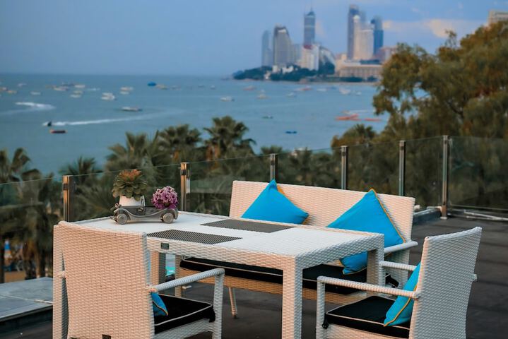 Terrace/Patio 87 of 92