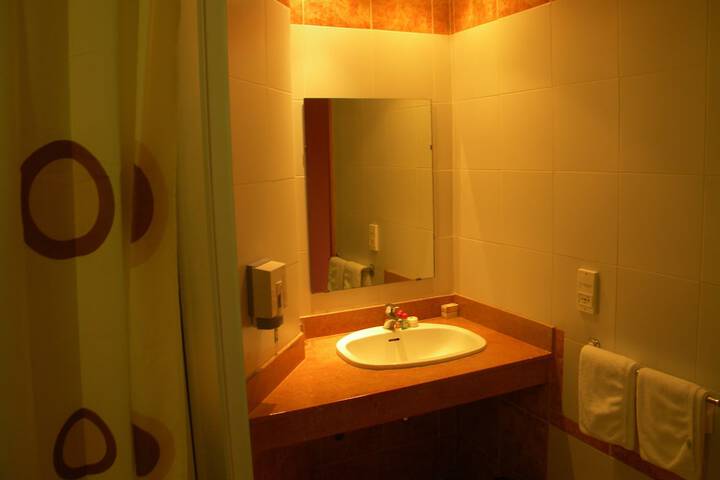 Room 18 of 32