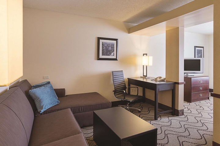 Room 18 of 40
