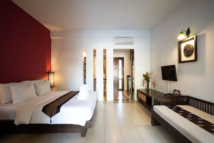 Room 30 of 135