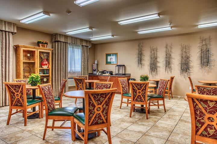 Breakfast/Coffee Service 12 of 25