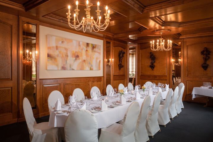 Ballroom/Hall 26 of 44