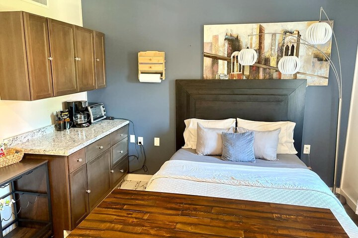Room 21 of 58