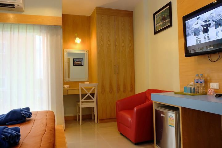 Room 3 of 29