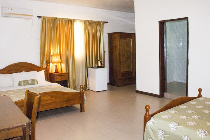 Room 5 of 26