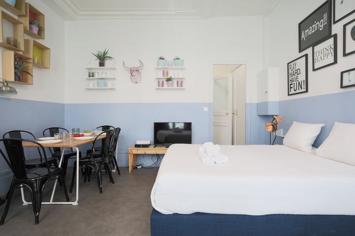 Room 14 of 34