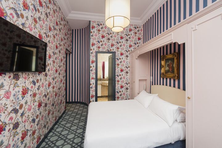 Room 35 of 58