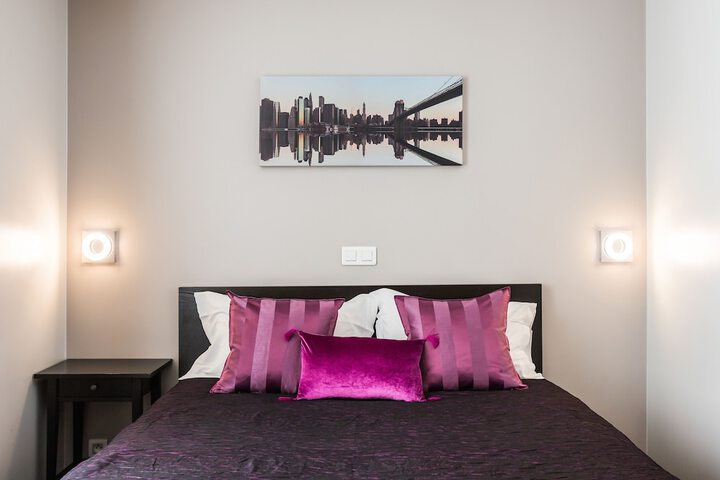 Room 15 of 62