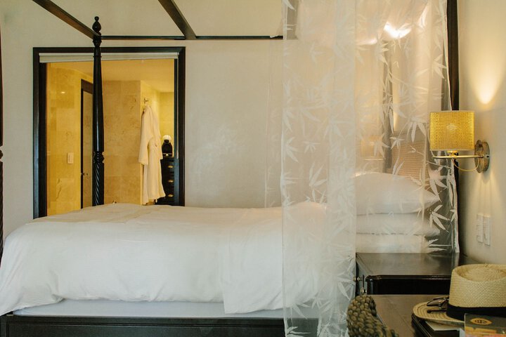 Room 19 of 119