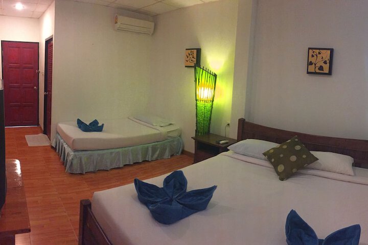Room 18 of 68