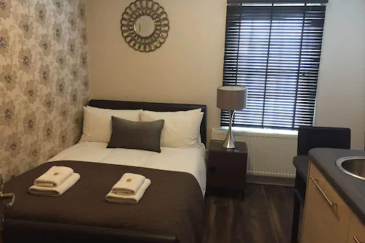 Room 13 of 25