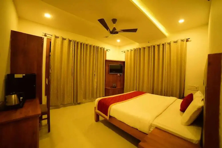 Room 7 of 14