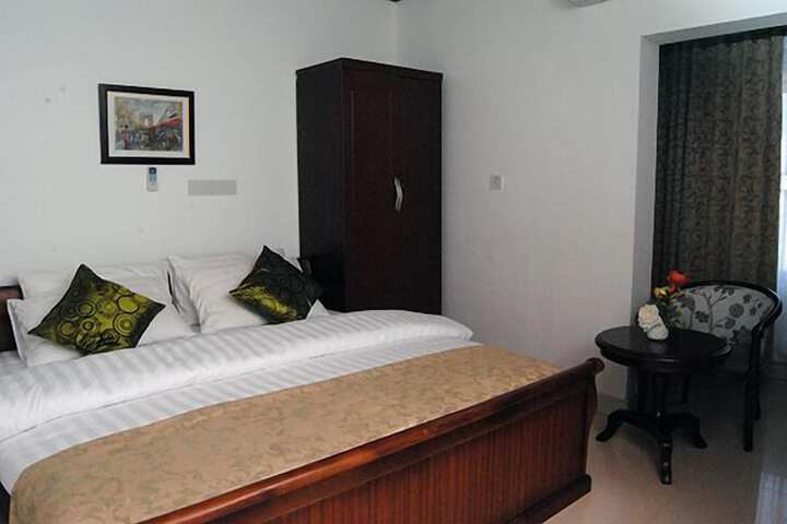 Room 3 of 29