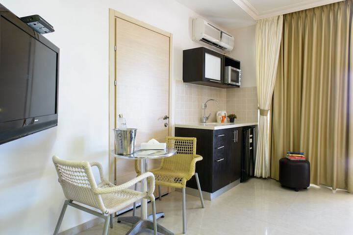 Room 29 of 63