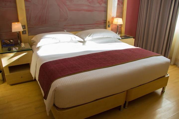 Room 15 of 61