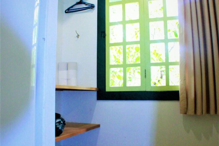 Room 46 of 82