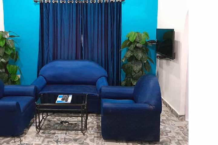 Room 28 of 64