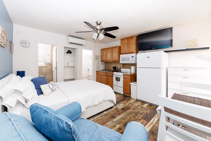 Room 12 of 60