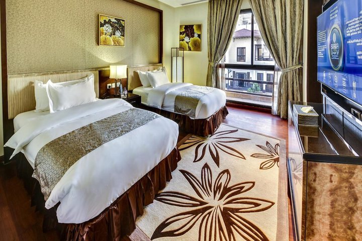 Room 15 of 171