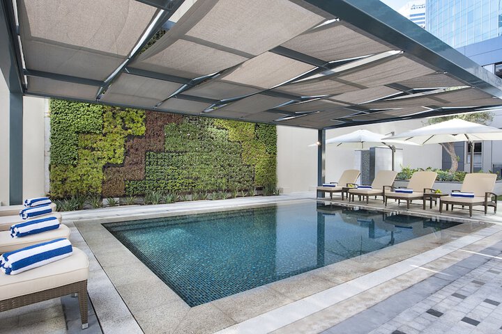 Hotel with Pool