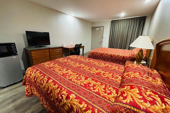 Room 22 of 36