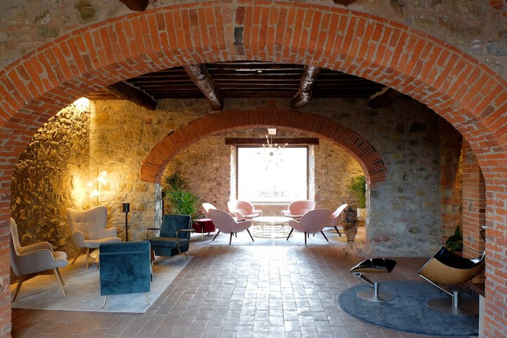 Hotel Interior 4 of 81