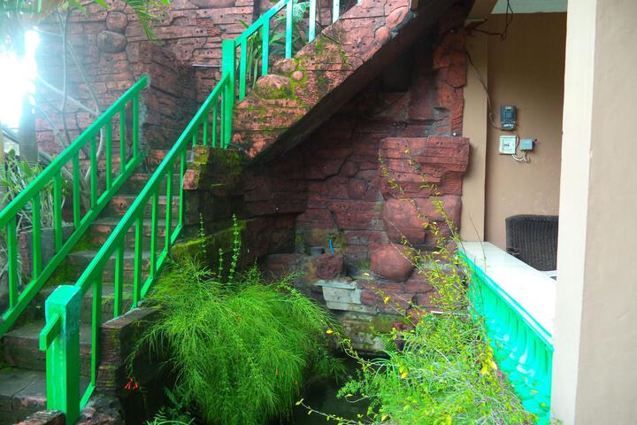 Hotel Dan Restoran Budi INN 1