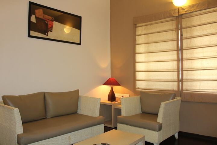 Room 30 of 42