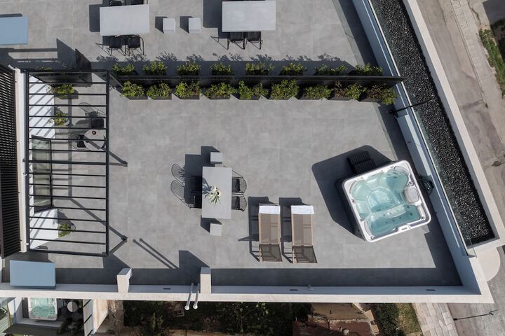 Terrace/Patio 71 of 72