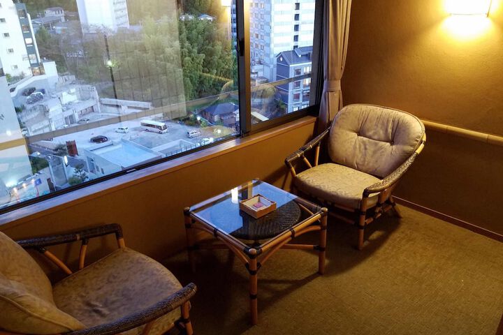 Room 15 of 118