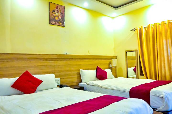 Room 10 of 24